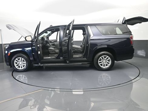 Used 2024 Chevrolet Suburban LT AWD/4WD image 75