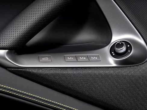 Certified 2022 Ferrari 812 GTS RWD image 63