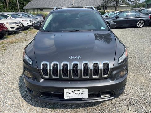 Used 2015 Jeep Cherokee Latitude FWD image 2
