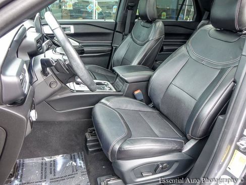 Used 2023 Ford Explorer ST w/ Equipment Group 401A AWD/4WD image 9