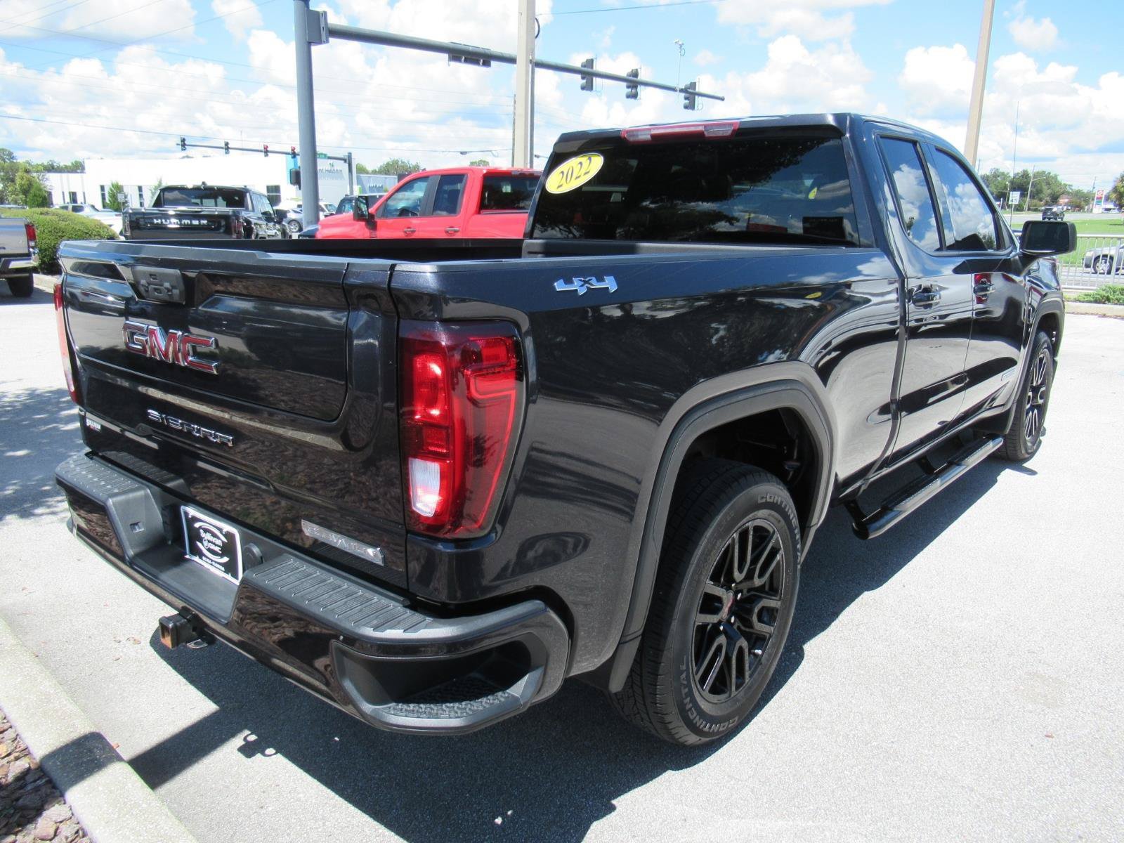 Used 2022 GMC Sierra 1500 Elevation AWD/4WD image 8