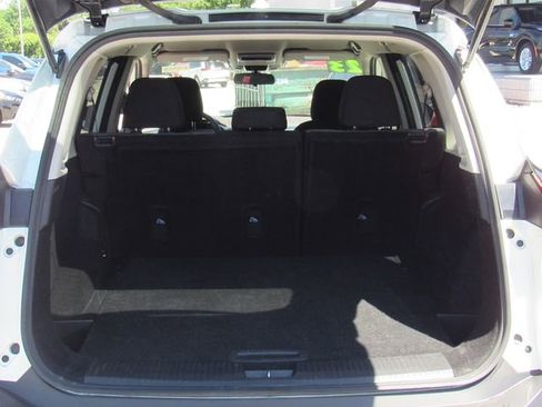 Used 2023 Nissan Rogue SV FWD image 5