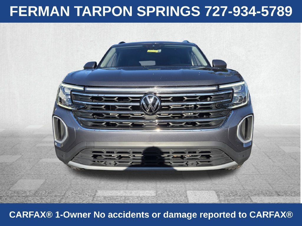 Used 2025 Volkswagen Atlas SE FWD image 2