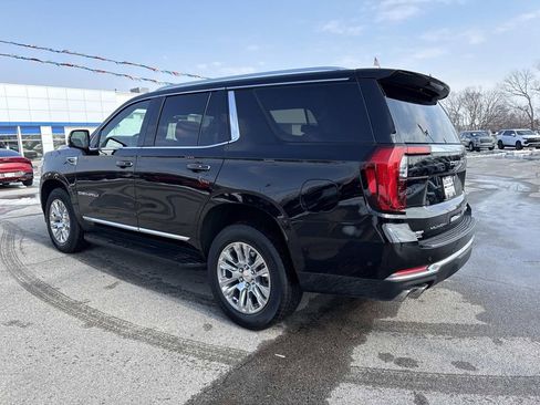 Used 2025 GMC Yukon Denali image 3