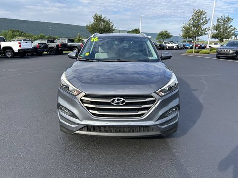 Used 2016 Hyundai Tucson SE w/ Option Group 02 AWD/4WD image 2