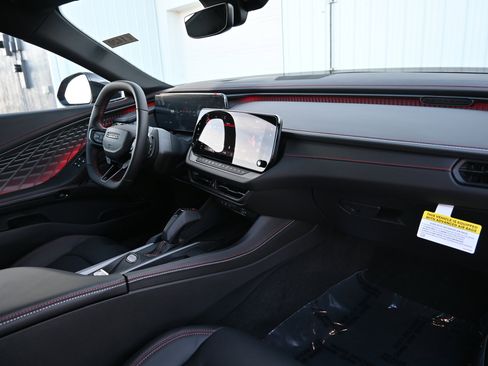 New 2024 Dodge Charger R/T w/ Plus Group image 20