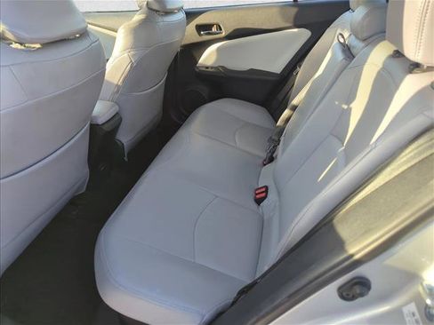 Used 2017 Toyota Prius Three FWD image 8