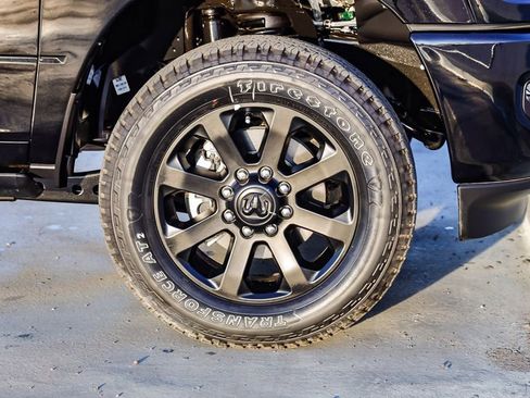New 2025 RAM 3500 Laramie AWD/4WD image 11