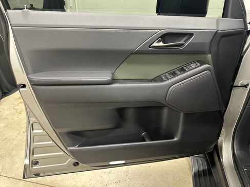 Certified 2025 Lexus GX 550 image 18