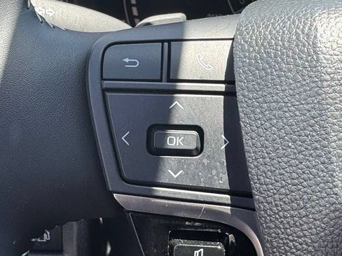 Certified 2025 Toyota Camry SE FWD image 25
