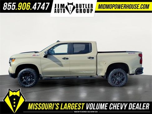 Used 2022 Chevrolet Silverado 1500 Custom Trail Boss image 2