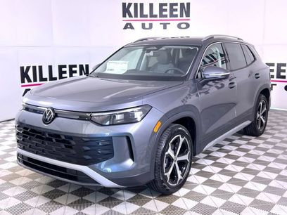 New 2025 Volkswagen Tiguan SE