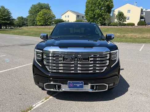 Used 2026 GMC Sierra 1500 Denali AWD/4WD image 3
