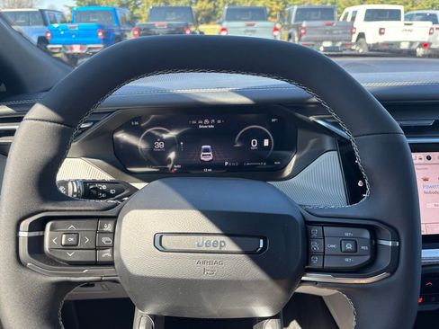 New 2026 Jeep Cherokee Limited AWD/4WD image 13