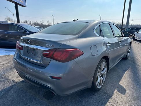 Used 2017 INFINITI Q70 3.7 w/ Technology Package image 31
