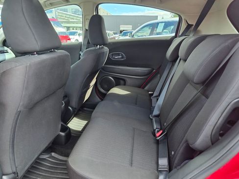 Used 2016 Honda HR-V EX image 5