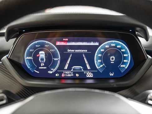 Used 2022 Audi e-tron GT Prestige w/ Prestige Package image 15