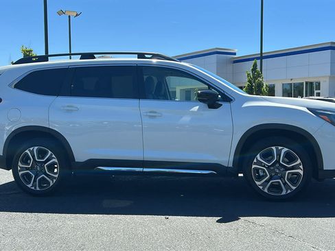 Certified 2025 Subaru Ascent Limited w/ Popular Package #2 AWD/4WD image 5