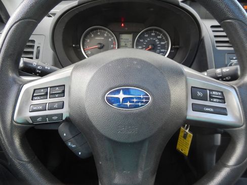 Used 2015 Subaru Forester 2.5i Premium AWD/4WD image 41