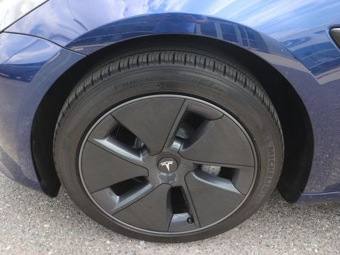 Used 2022 Tesla Model 3 Long Range AWD/4WD image 22