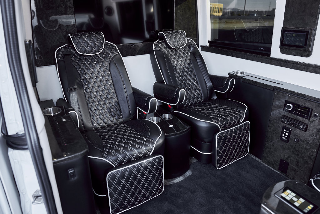 Used 2019 Mercedes-Benz Sprinter 144 image 78