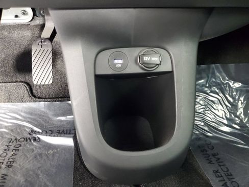 Used 2024 Hyundai Ioniq 5 SE RWD image 18