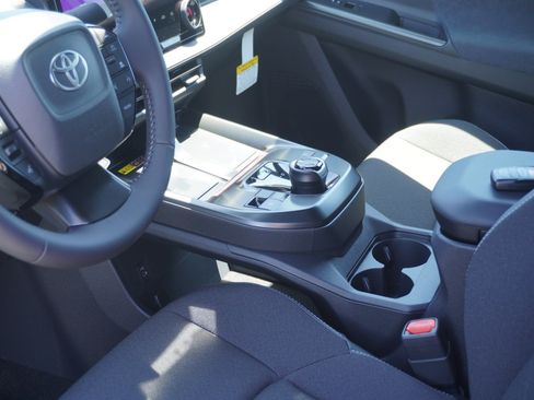 New 2026 Toyota C-HR AWD/4WD image 21