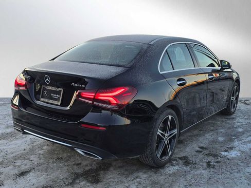 Used 2022 Mercedes-Benz A 220 4MATIC image 3