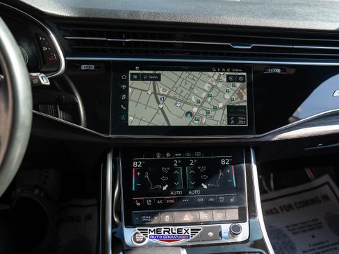 Used 2021 Audi Q8 Premium Plus image 32