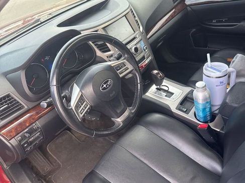 Used 2013 Subaru Legacy 2.5i Limited image 10