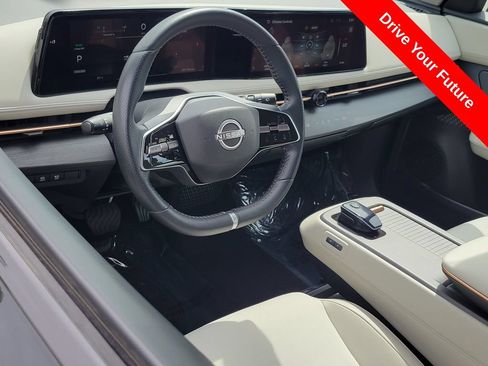 Used 2023 Nissan Ariya FWD image 5