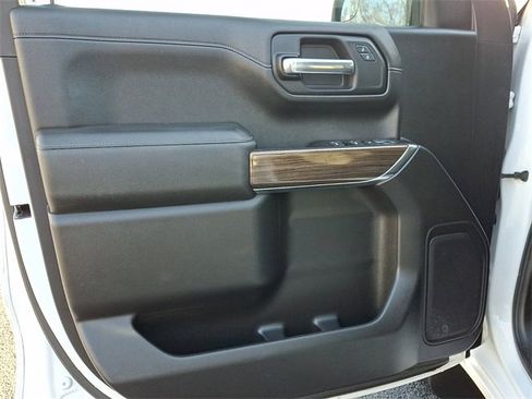 Used 2019 Chevrolet Silverado 1500 LT w/ All-Star Edition image 14