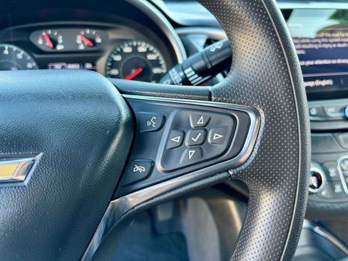 Used 2023 Chevrolet Malibu LT image 17