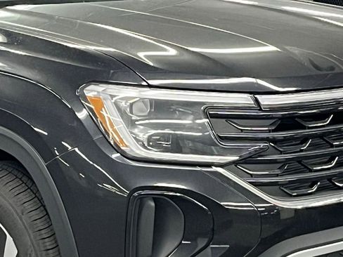 New 2026 Volkswagen Atlas Cross Sport SE AWD/4WD image 41