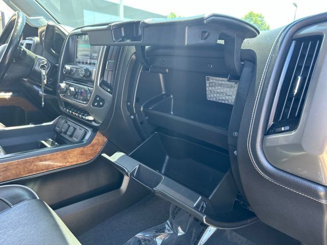 Used 2019 Chevrolet Silverado 2500 High Country w/ Duramax Plus Package AWD/4WD image 15