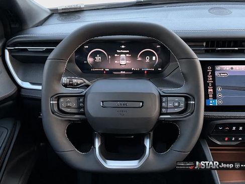 New 2026 Jeep Cherokee Overland image 16