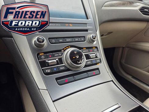 Used 2017 Lincoln MKZ Select AWD/4WD image 21