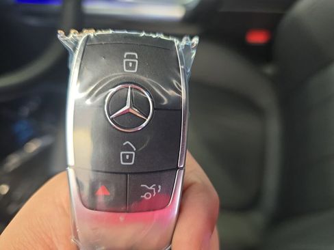 Certified 2025 Mercedes-Benz GLA 250 image 35