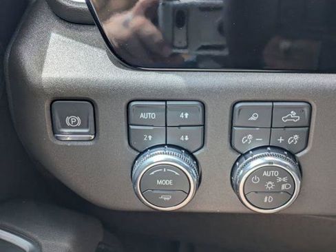 New 2026 GMC Sierra 1500 SLT w/ SLT Premium Plus Package AWD/4WD image 28
