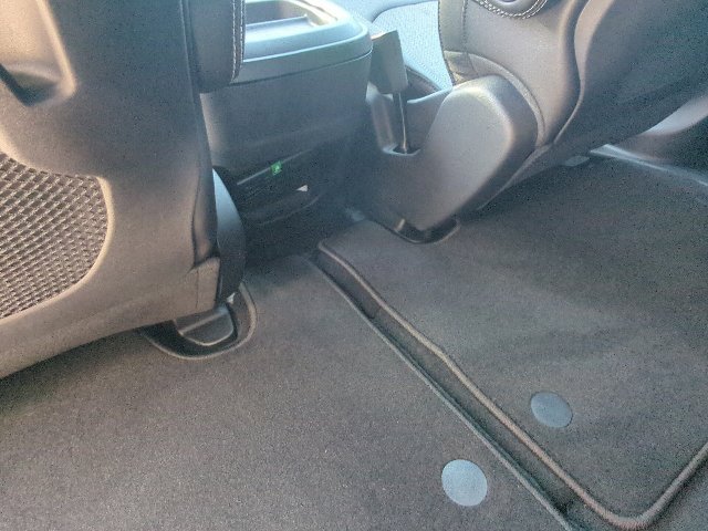 New 2027 Chrysler Pacifica Select w/ Family Tech Group FWD image 28