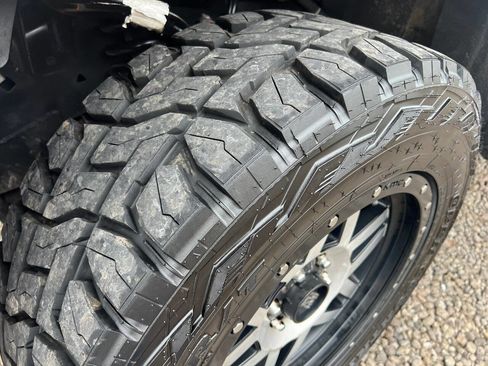 Used 2018 Ford F150 XLT w/ Equipment Group 302A Luxury image 16