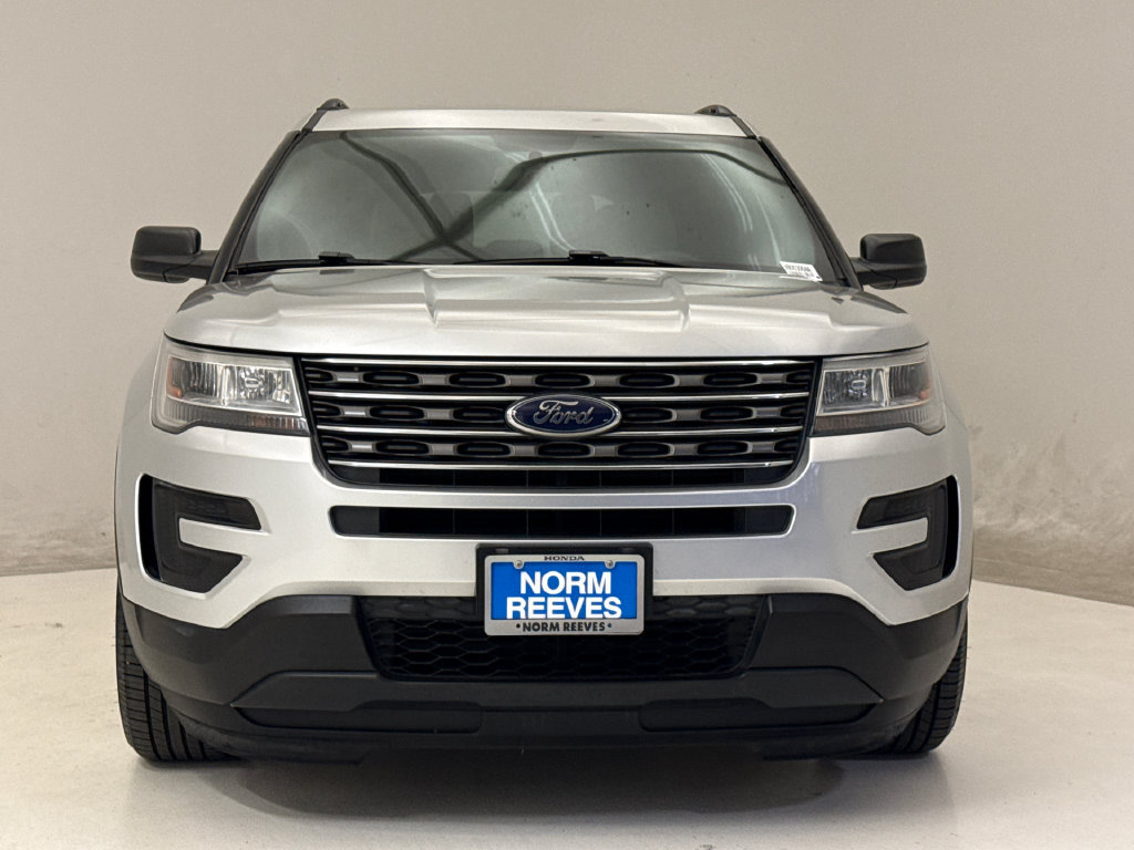 Used 2017 Ford Explorer FWD image 3