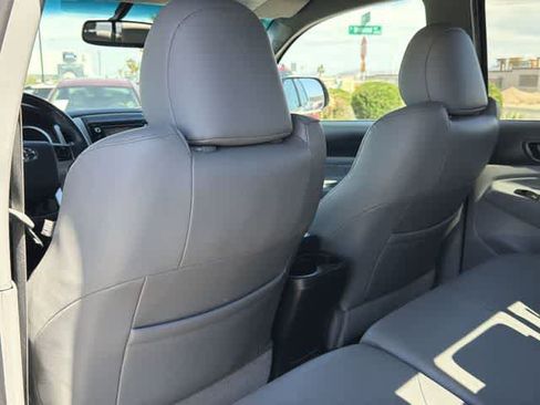 Used 2015 Toyota Tacoma PreRunner w/ Limited Package RWD image 15