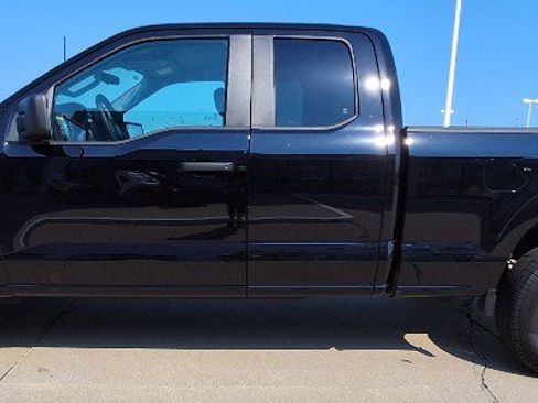 Used 2025 Ford F150 XL w/ Equipment Group 103A High AWD/4WD image 5