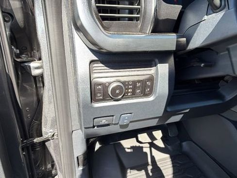 New 2026 Ford F250 Lariat w/ Tremor Off-Road Package AWD/4WD image 33