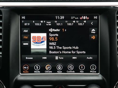 Used 2018 Jeep Grand Cherokee Limited image 17