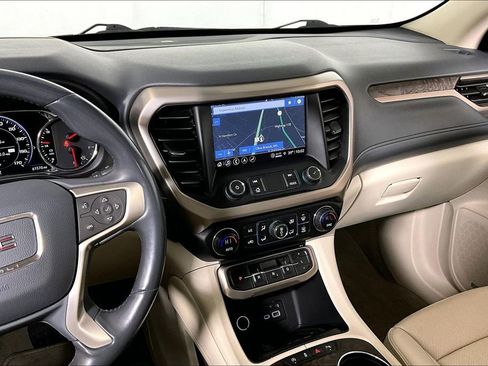 Used 2021 GMC Acadia Denali w/ Denali Technology Package image 6
