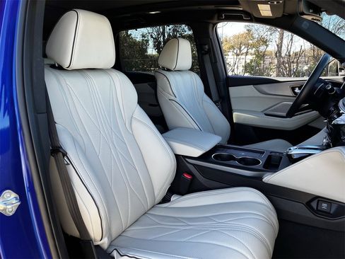 Used 2025 Acura MDX A-Spec image 25