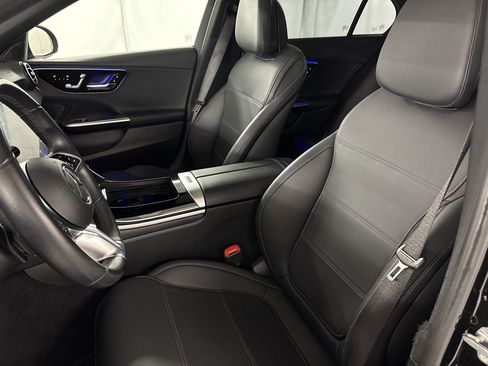 Used 2024 Mercedes-Benz C 300 Sedan image 5
