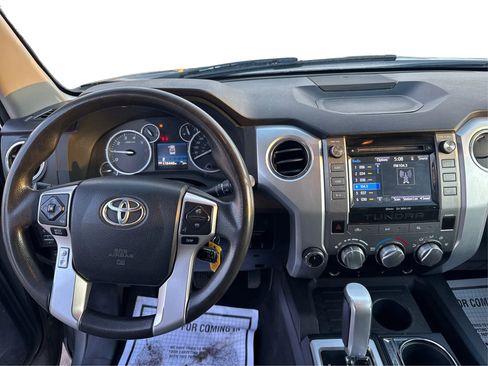 Used 2017 Toyota Tundra SR5 image 24